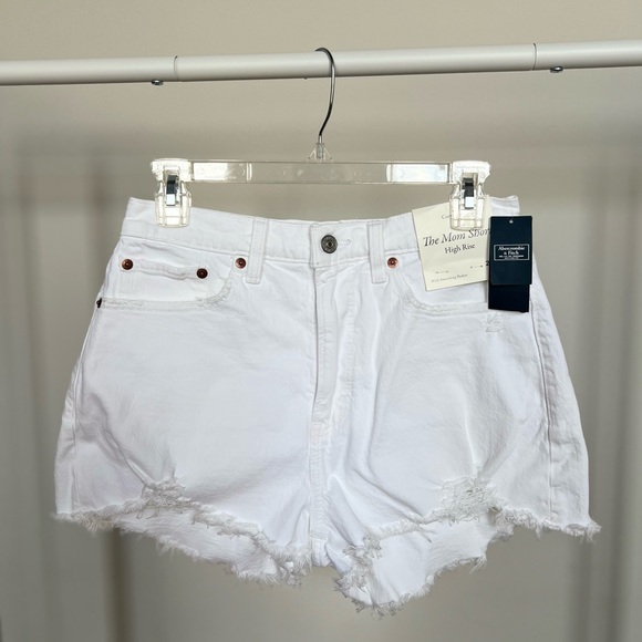 Abercrombie & Fitch Curve Love Women’s High Rise 4” Mom Short | White | NWT - Picture 1 of 4